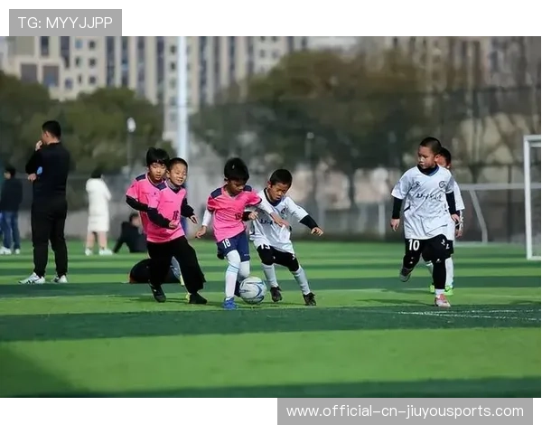 中小学足球进课堂案例获教育部推广，中小学生足球教学视频